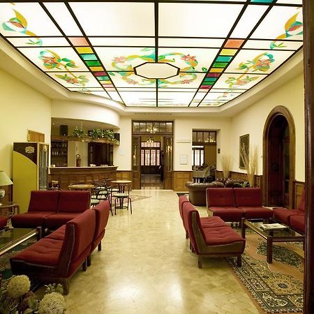 Hotel Antico Borgo Риоло-Терме Экстерьер фото