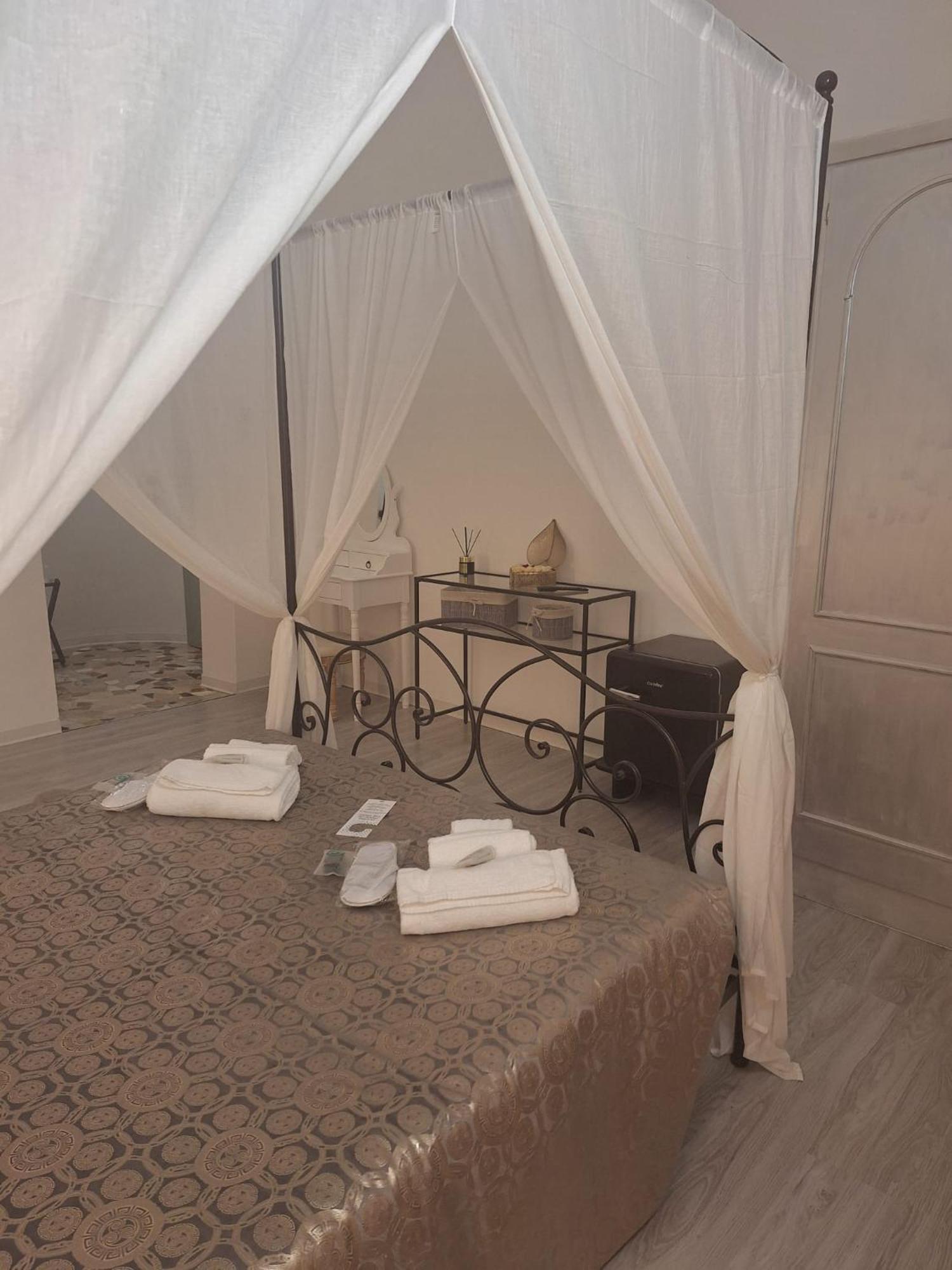 Hotel Antico Borgo Риоло-Терме Экстерьер фото